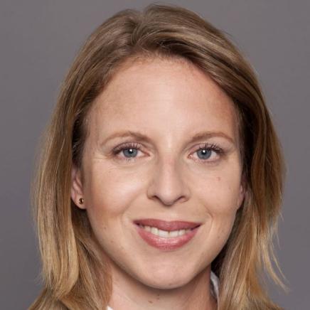 Portraitfoto Simone Schreer