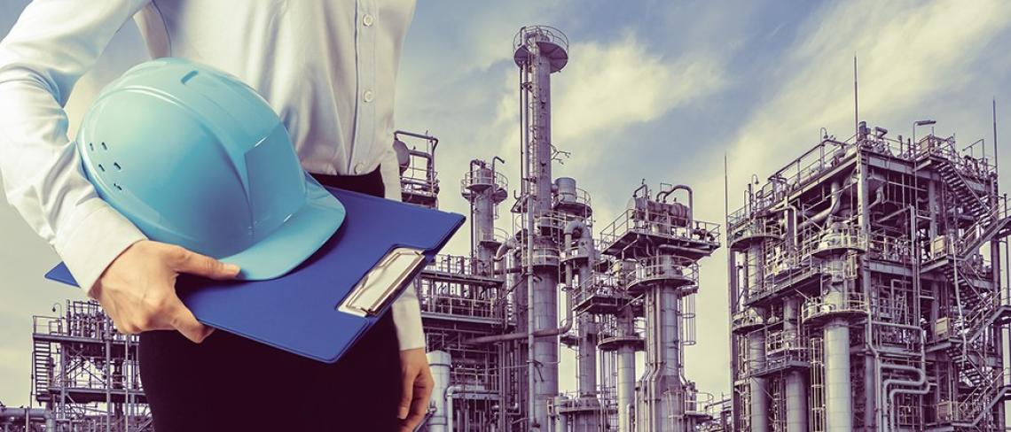 Kraftwerk und Ingenieur